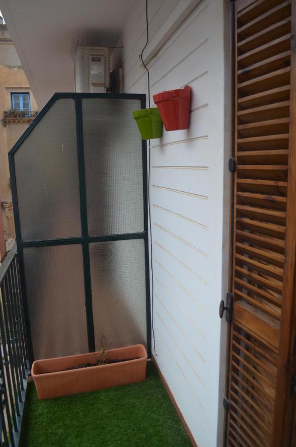 Suite Center San Lorenzo 35 セビリア エクステリア 写真